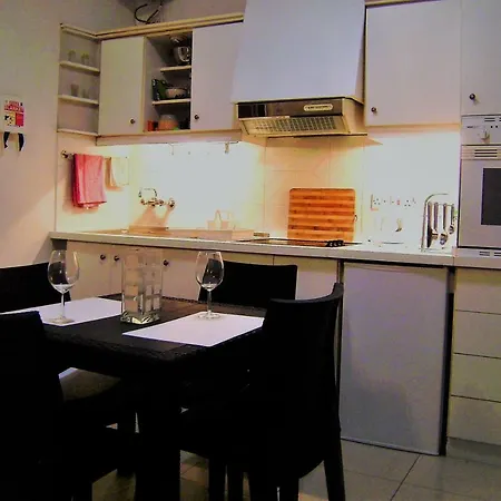 Apartment Seafront Pad *